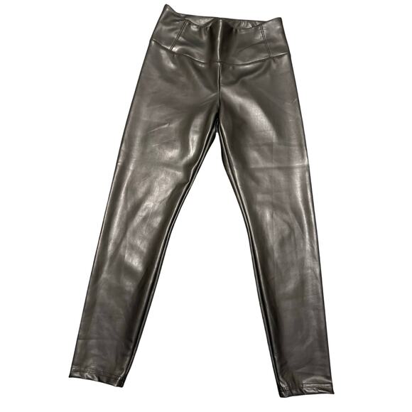 Rachel Zoe 8 high rise & waisted black soft faux leather ankle step in pants - Picture 1 of 10